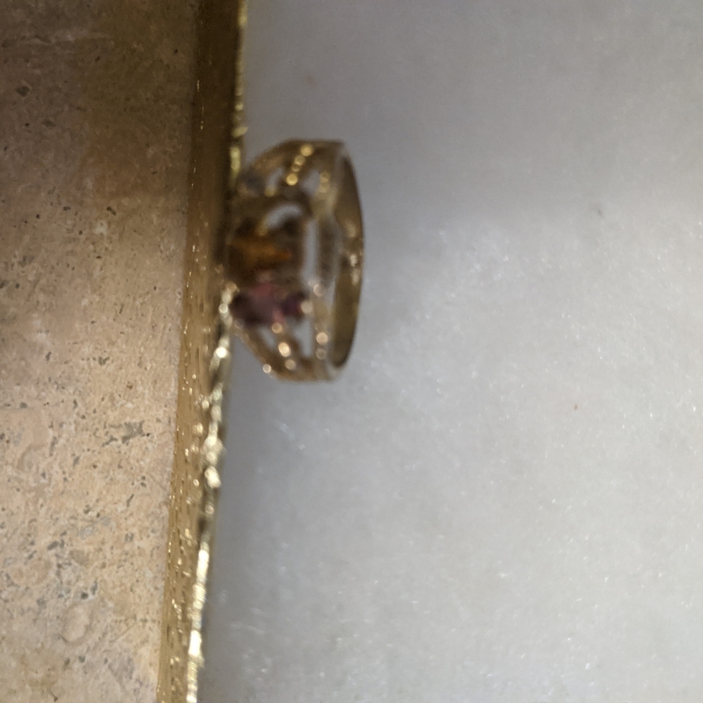 Stuff - Picture 15 of 16